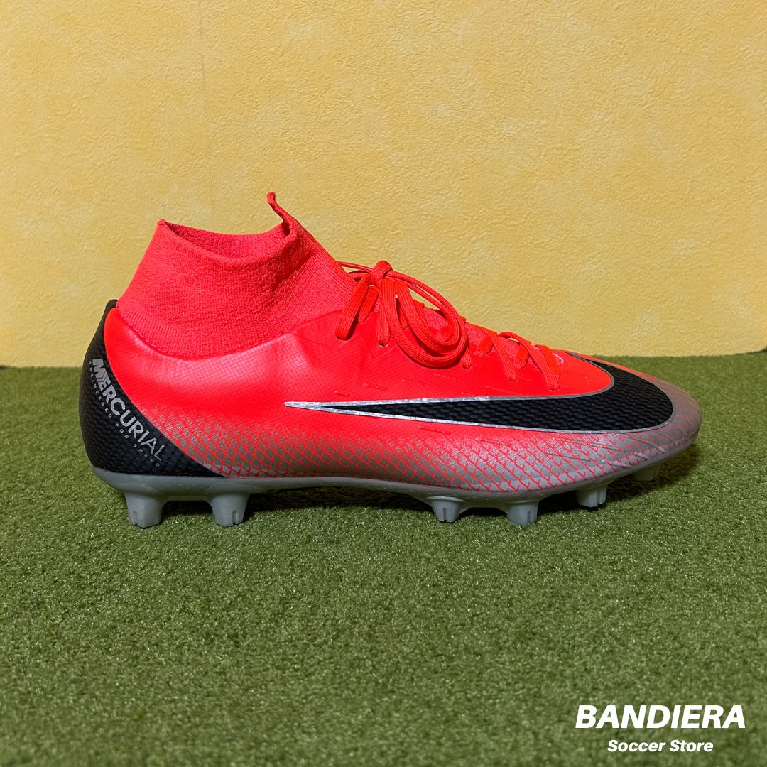 【ナイキ】サッカースパイク マーキュリアル スーパーフライ 6 PRO CR7 HG（レッド×シルバー）