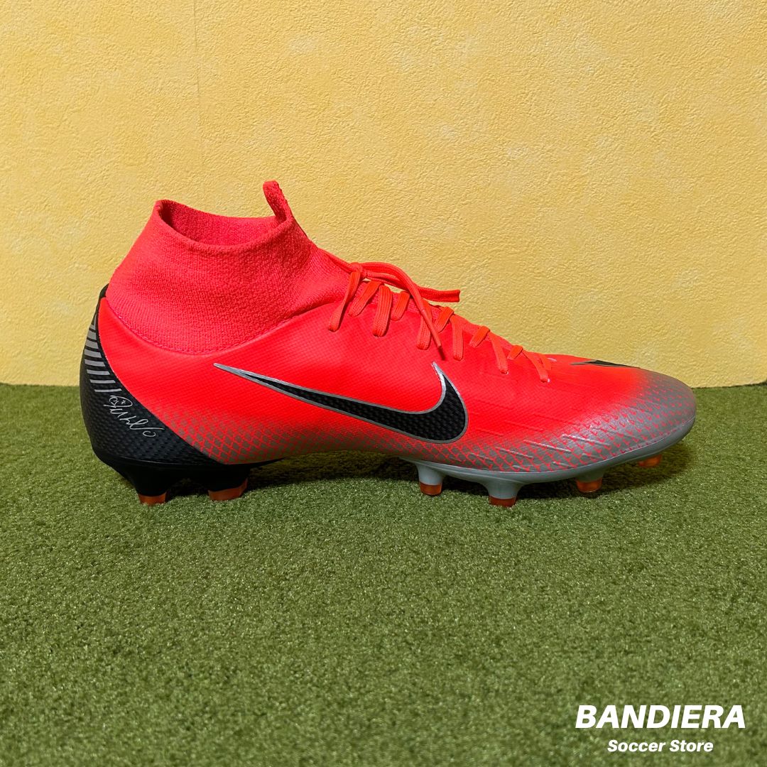 【ナイキ】サッカースパイク マーキュリアル スーパーフライ 6 PRO CR7 AG（レッド×シルバー）