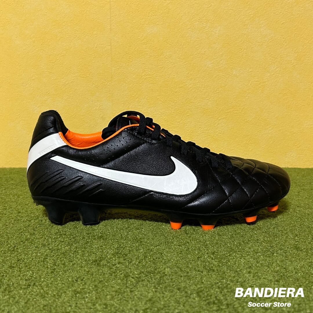 NIKE ナイキ サッカースパイク ティエンポ レジェンド IV HG-E AF（ブラック×ホワイト×オレンジ）454325 018