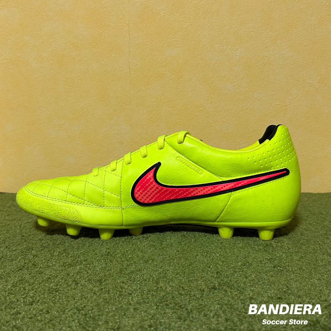 NIKE ナイキ サッカースパイク ティエンポ レガシー HG-E（蛍光イエロー×レッド）658108 770