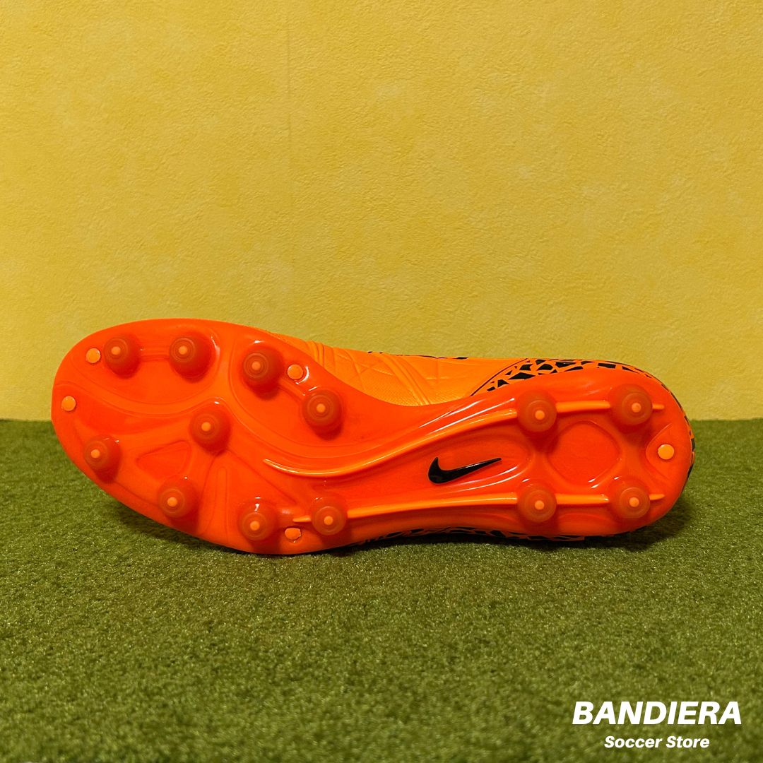 NIKE ナイキ サッカースパイク ハイパーヴェノム フィニッシュ HG-E（オレンジ×ブラック）749902 888