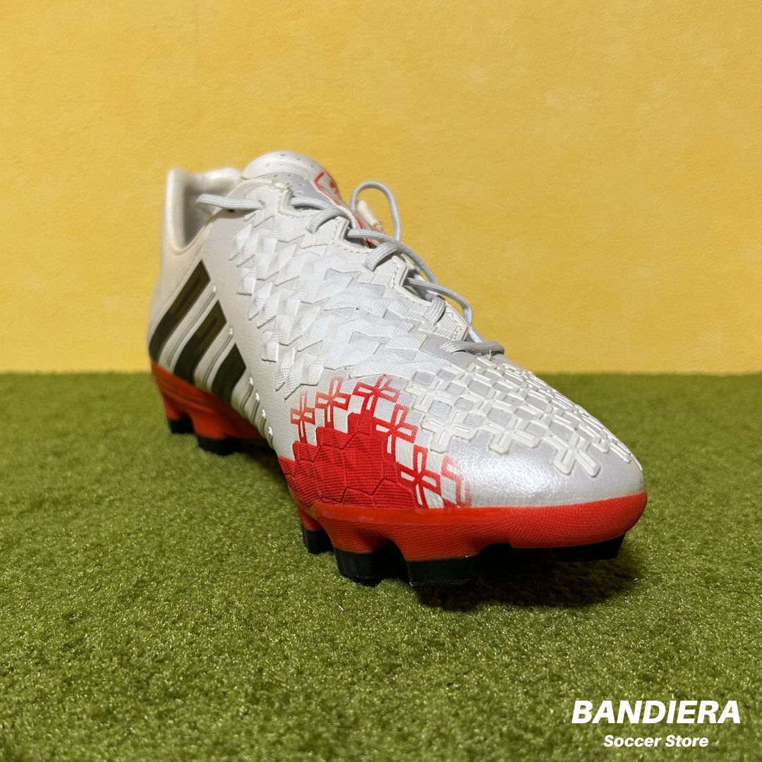ADIDAS アディダス サッカースパイク プレデター リーサルゾーン ジャパン TRX HG（ホワイト×レッド）Q21724